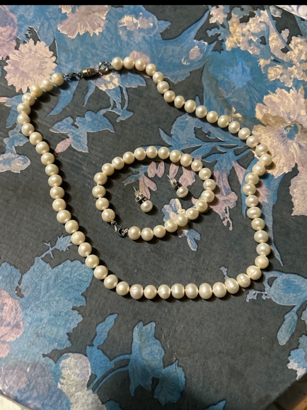 Macy's Cream Pearl Necklace, Bracelet & Studs Set